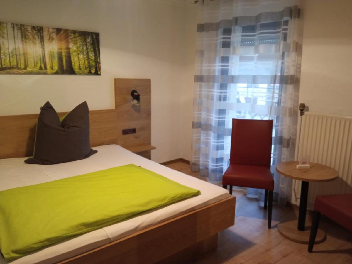Gasthof Zum Loewen Mespelbrunn Kültér fotó